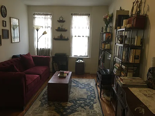 Rented by Bold New York | media 17