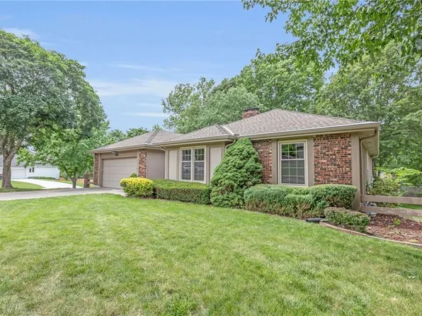 11248 Eby St, Overland Park, KS 66210