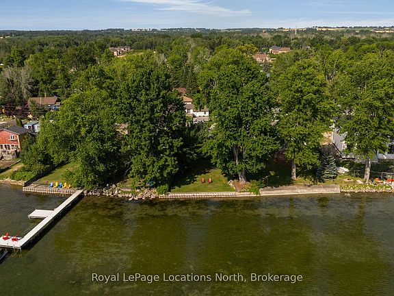 3rd image of 297 Beach Rd