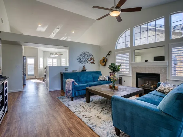 10424 N Dearing Ave, Fresno, CA 93730