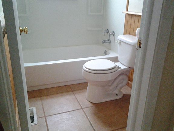 5th image of 9887 Blanton Dr