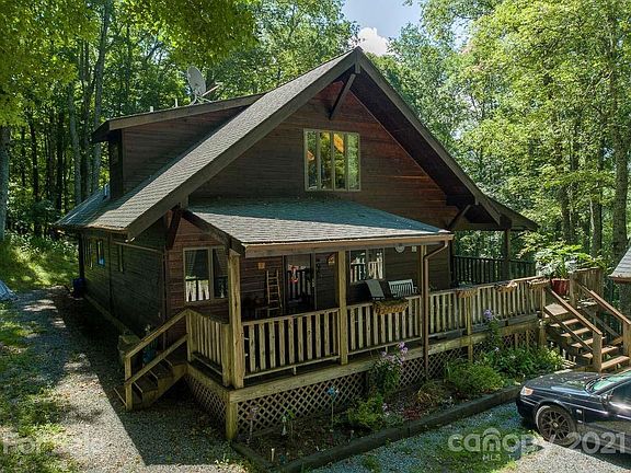 3rd image of 544 Tearshirt Ln #310