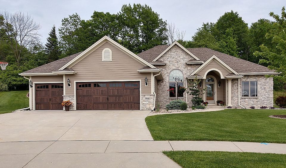 1st image of 1041 Kathryn Ln