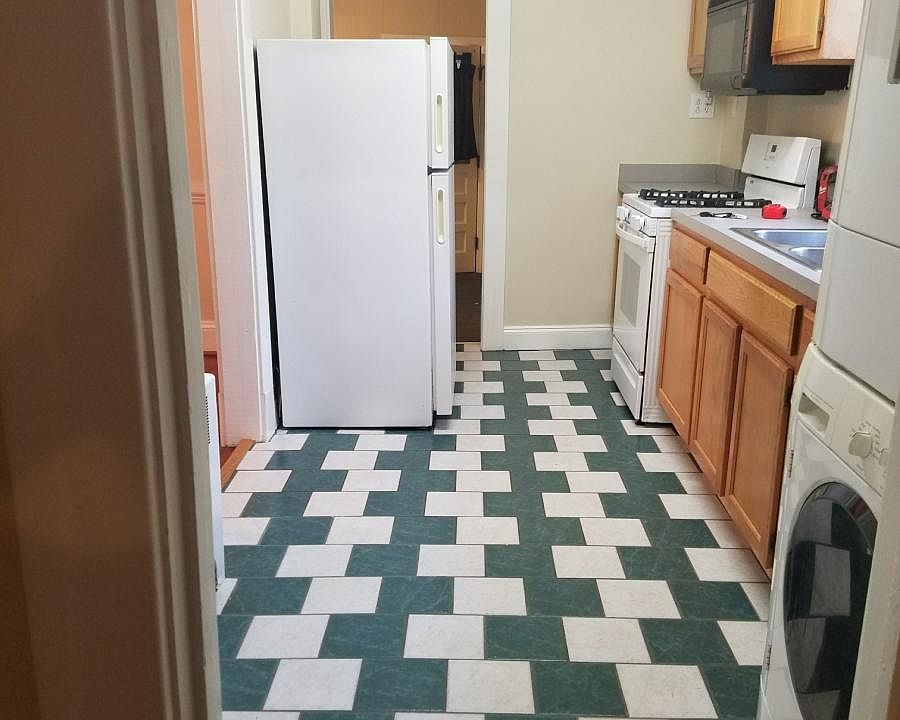1st image of 2641 Ballentine Blvd