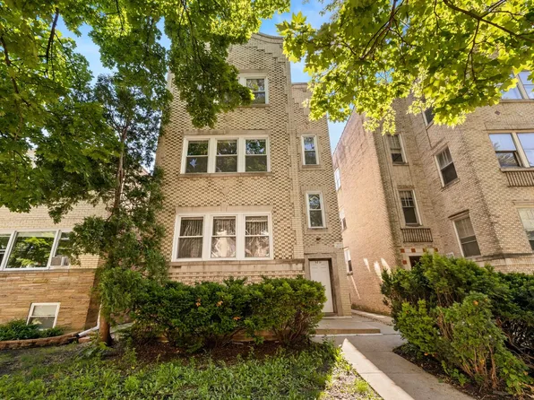 5711 N Spaulding Ave, Chicago, IL 60659
