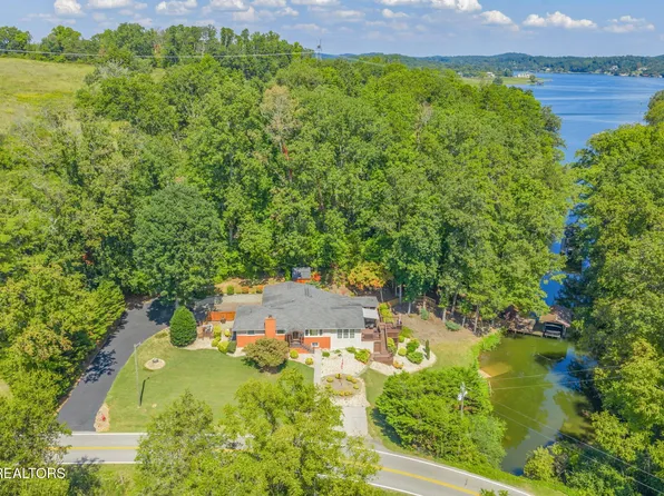 9203 Antioch Church Rd E, Lenoir City, TN 37772