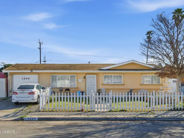 1204 N Oakley Ave, Santa Maria, CA 93458