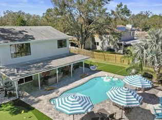 10075 W Bay St, Seminole, FL 33776