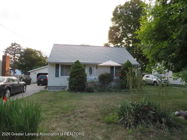 6002 Coulson Ct, Lansing, MI 48911