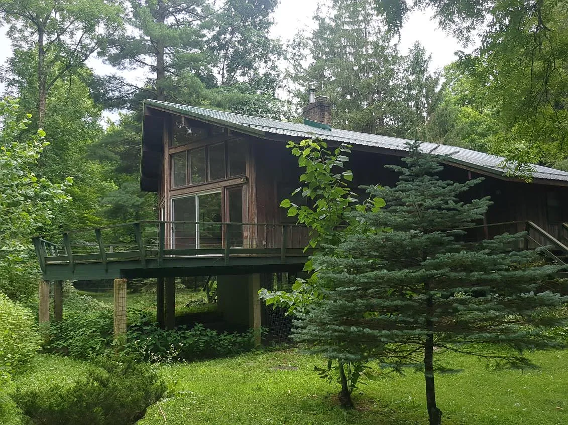 3 bed, 1340 sqft, $1,875 — Photo 2