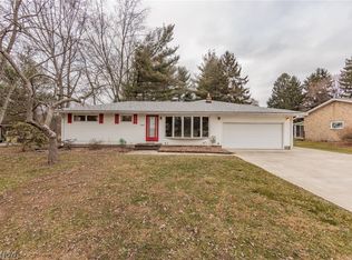 12889 Sunset Cir NW, Uniontown, OH