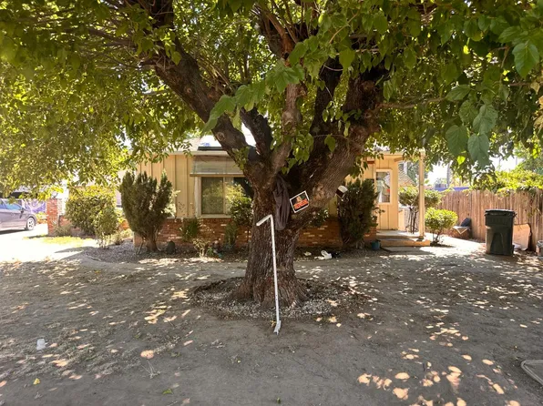 1970 Canterbury Rd, Sacramento, CA 95815