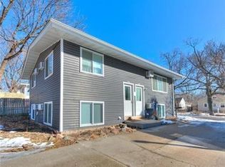 323 N Franklin Ave #201, Ames, IA 50014