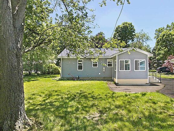 4th image of 10456 W Mawman Ave