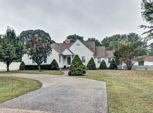 325 Neck O Land Rd, Williamsburg, VA 23185