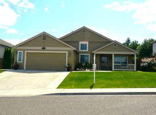 2521 W 35th Ave, Kennewick, WA 99337