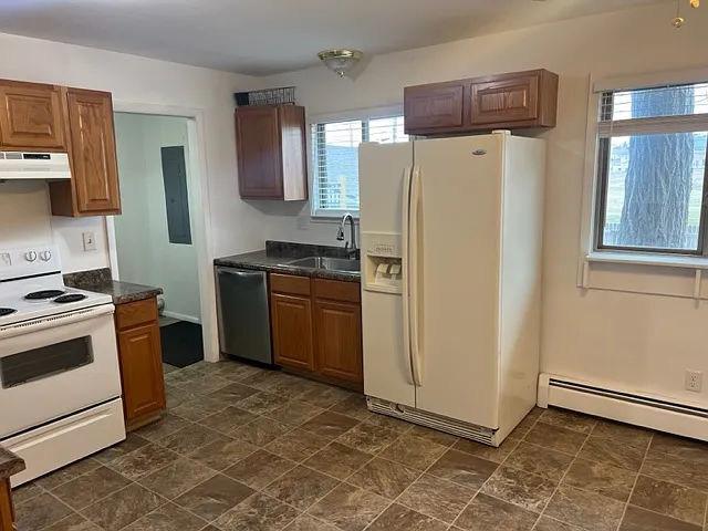 1335 S Lowell St — Photo 5