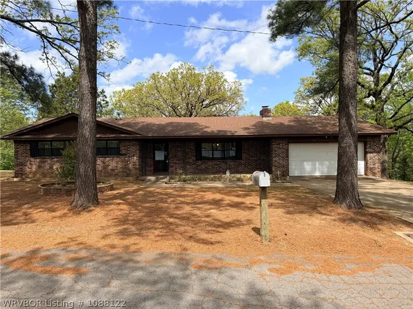 301 Poe Ave, Poteau, OK 74953