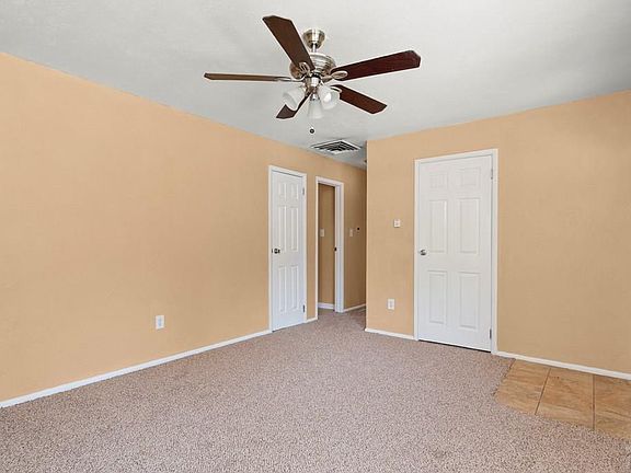4th image of 2028 N Queens Ave