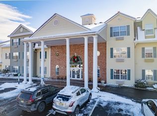 6411 Richmond Rd BLDG 6 #411, West Milford Twp., NJ 07480