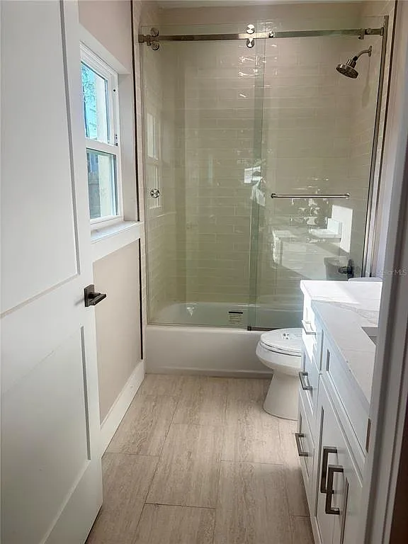 4 bed, 3.5 bath, 2377 sqft, $4,995 — Photo 4