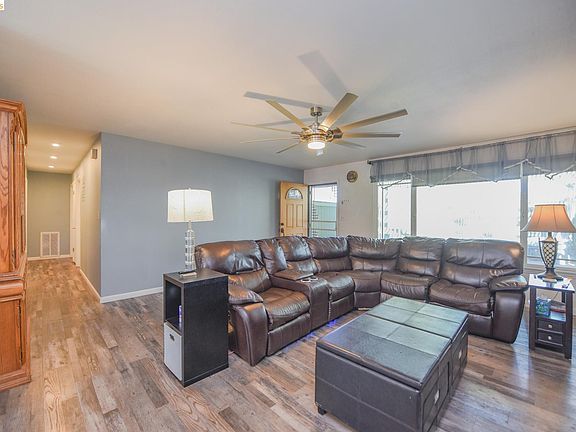 5th image of 12933 Chaparral Rd