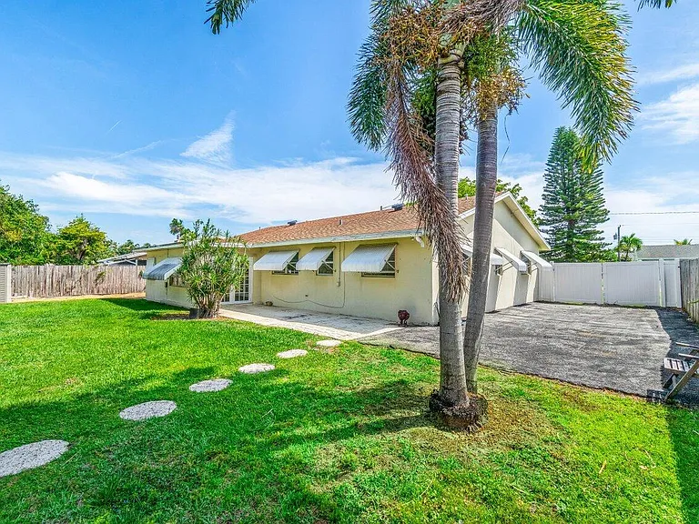 640 Jaeger Dr — Photo 20