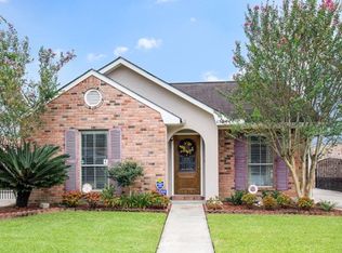 15244 Mary Elizabeth Dr, Baton Rouge, LA 70816