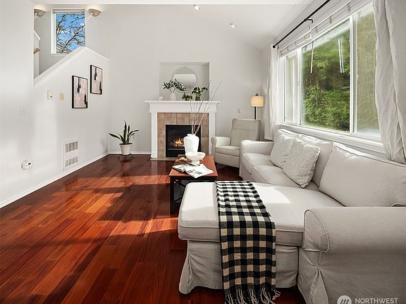 5th image of 325 S 51st Street #A