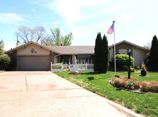 4332 S Cardinal Ct, Springfield, MO 65804