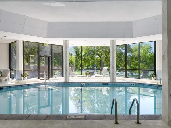 6566 France Ave S APT 805, Edina, MN 55435