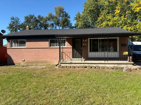 1062 Lori St, Ypsilanti, MI 48198