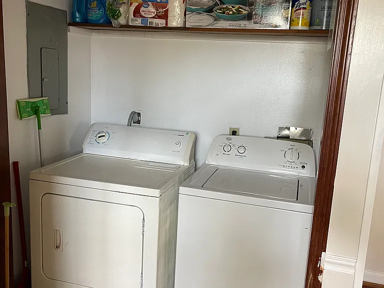 323 Deckbar Ave #201 — Photo 8