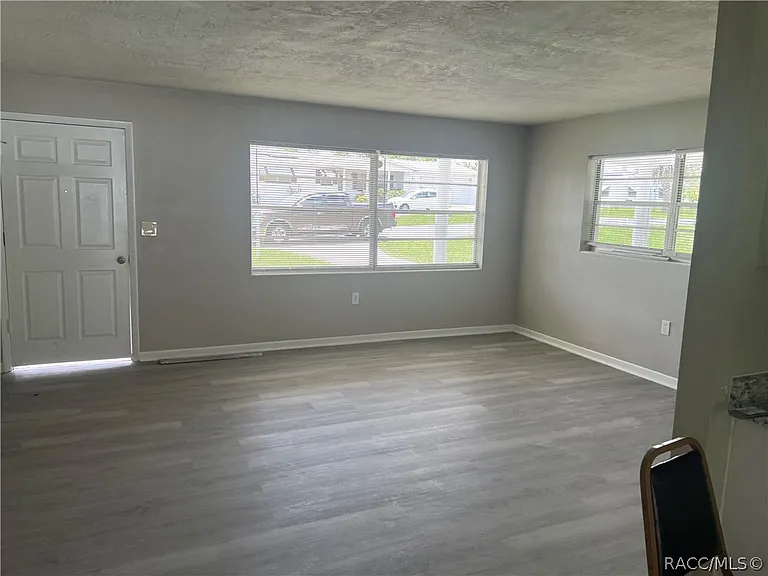 104 S Adams St — Photo 6