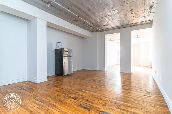 Rented by MySpaceNYC | media 2