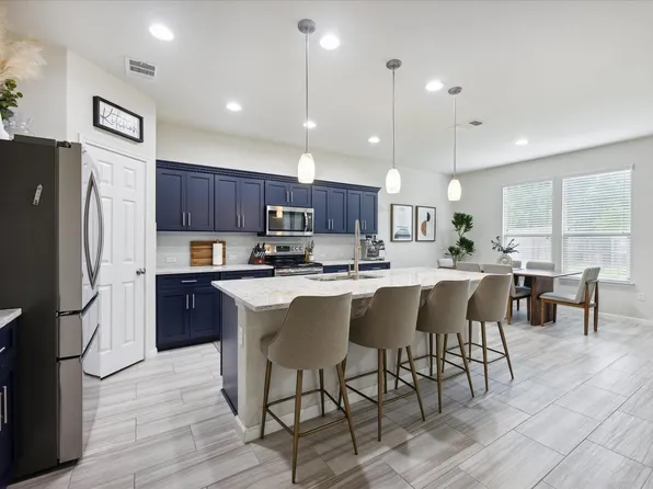 10053 Aly May Dr, Austin, TX 78748