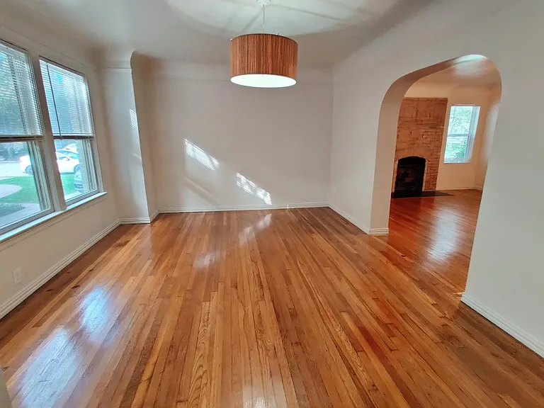 4114 Hawthorne Ave — Photo 9