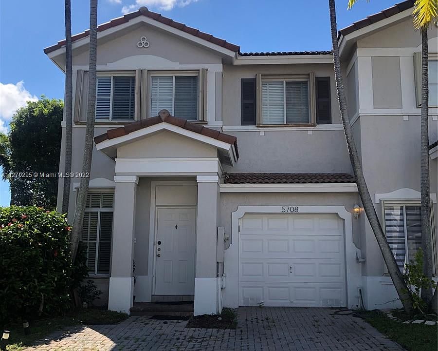 1st image of 5708 NW 113th Ave