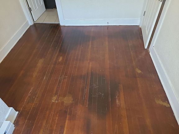 5th image of 113-115 N Main St #5