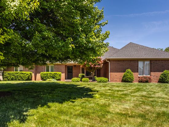202 Back Creek Cir, Greenwood, IN 46142