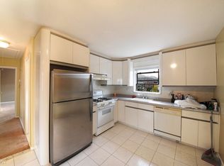 20007 17th Ave, Bayside, NY 11360