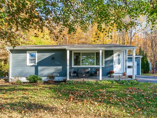 203 County Road 7, Clifton Springs, NY 14432