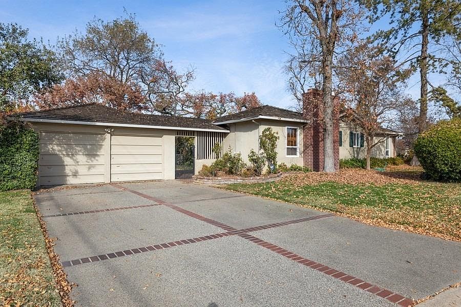 1st image of 1313 La Sierra Dr