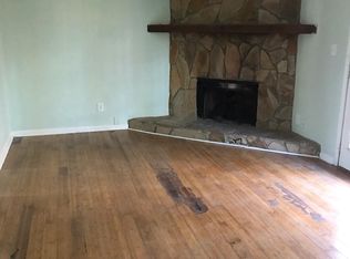 2514 Robinhood Dr, Ellenwood, GA