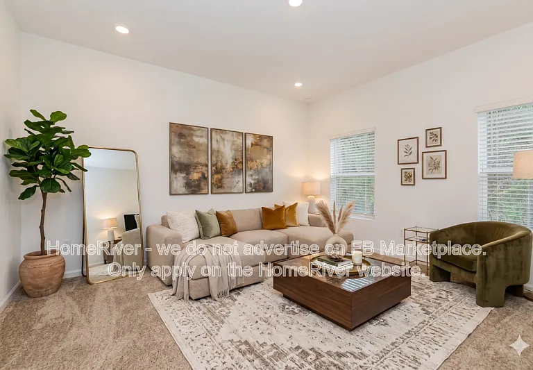 5008 Bramante Dr — Photo 2