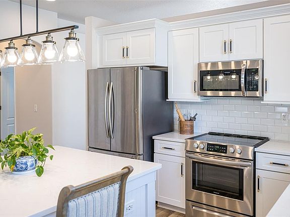 5th image of 4136 Little Gap Loop