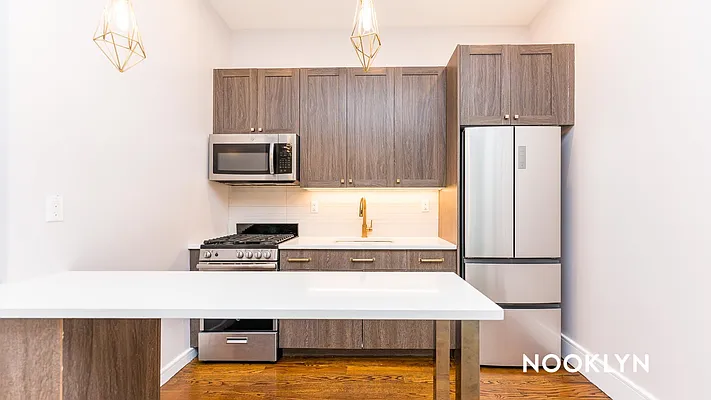 Rented by Nooklyn NYC LLC | media 16