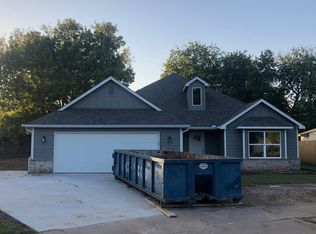 5735 S Madison Pl, Tulsa, OK 74105