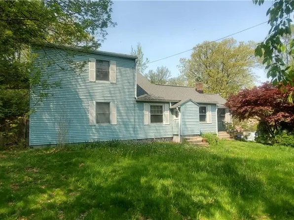 31 Pinesbridge Road, Oxford, CT 06478