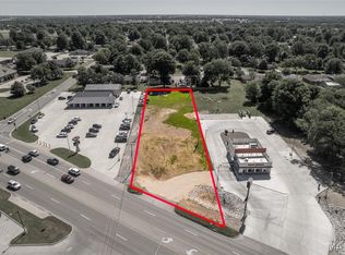 808 S Main St, Sikeston, MO 63801